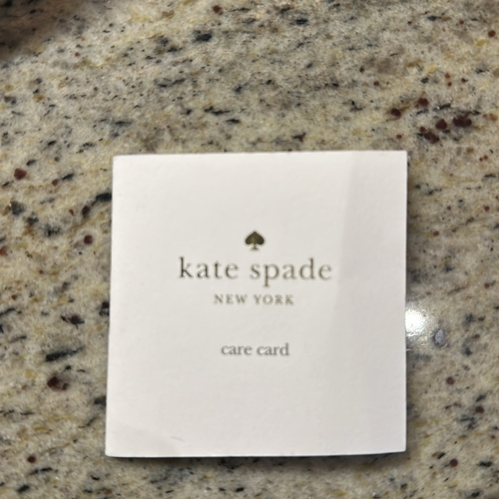 Kate Spade ♠️ New York Cobble Hill Wyatt Mini Leather Crossbody Bucket Bag - Picture 6 of 6